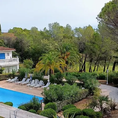 Superbe De Standing Le Trophée Du Golf * Saint-Raphaël